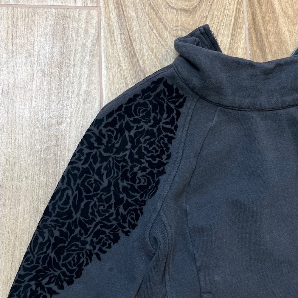 Lululemon Floral‎ Flock Pullover Velvet - Picture 6 of 14